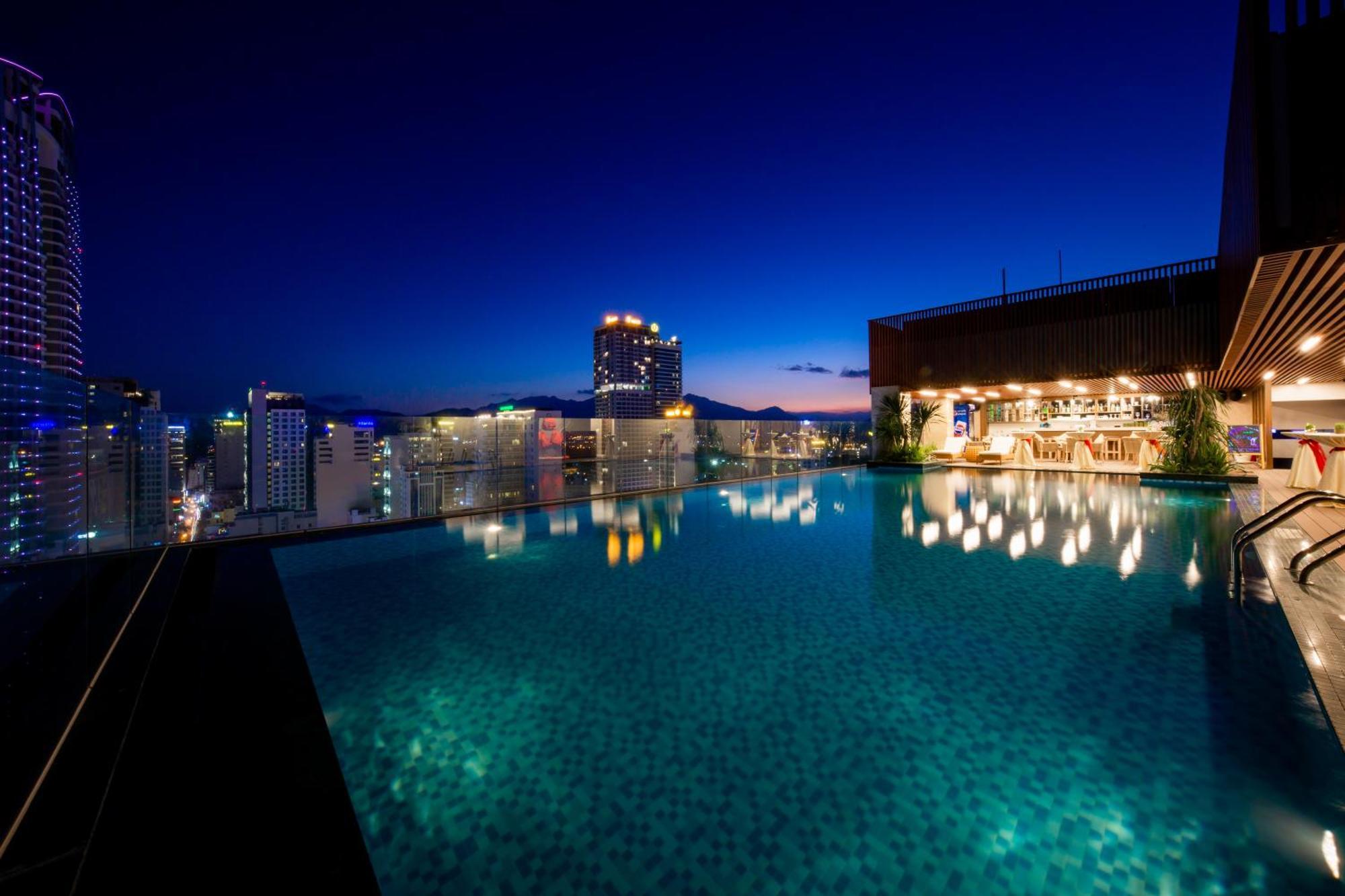 Gonsala Hotel Нячанг Екстер'єр фото